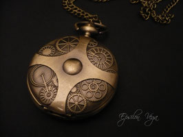 Montre pendentif engrenages