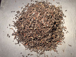 Assam Blatt1