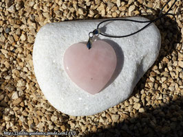 Pendentif coeur quartz rose