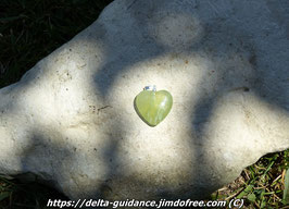 Pendentif mini coeur jade de chine