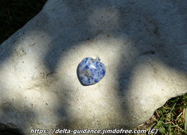 Pendentif mini coeur sodalite