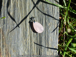 Pendentif quartz rose