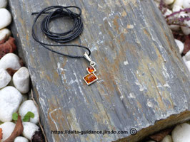Pendentif ambre