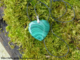 Pendentif forme coeur malachite