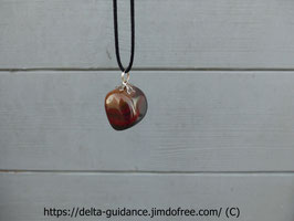 pendentif oeil de fer