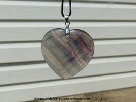 Pendentif fluorite forme coeur