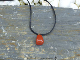 Pendentif jaspe rouge