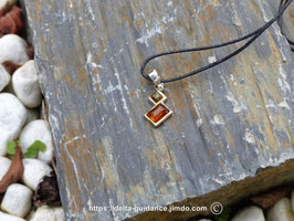 Pendentif ambre