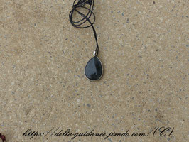 Pendentif goutte d'eau labradorite