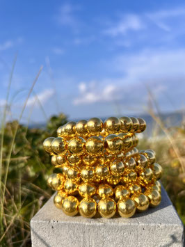 Goldenes Perlenarmband