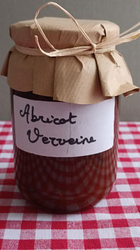 Confiture d'abricots du Roussillon à la verveine