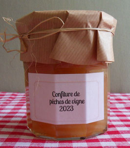 Confiture de pêches de vigne