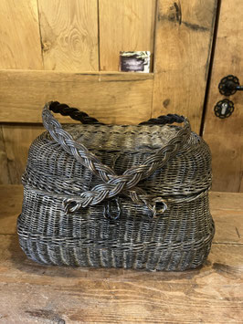 Antiek Perron mandje