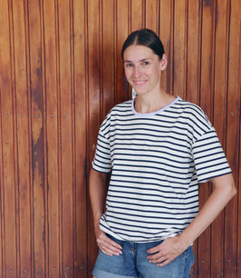 Moni - T-Shirt creme-navy gestreift  FRAUEN