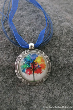 Collier arbre multicolore