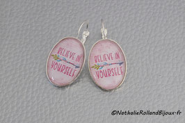 boucles "believe in yourself"