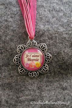 Collier "je t'aime Mamie"