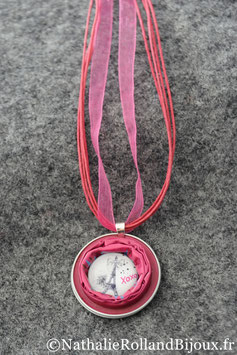 Collier Paris fuchsia