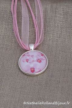 Collier "orchidée rose"