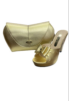 Pumps mit  Tasche Manuela Albano