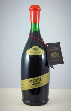 Cirò Doc Rosso Superiore Riserva 1985 - Bottiglia da 750 ml "Collio" con ceralacca.