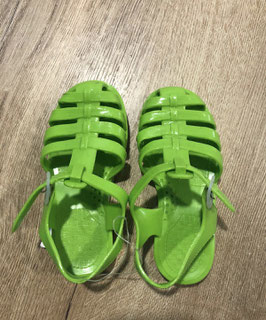 Water schoenen groen