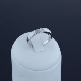 Ring aus rhodiniertem 925-Sterlingsilber und Zirkonia