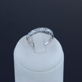 Ring aus rhodiniertem 925-Sterlingsilber und Zirkonia