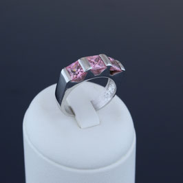 Ring aus rhodiniertem 925-Sterlingsilber und Zirkonia