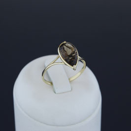 Ring aus 585-Gelbgold und Rauchquarz