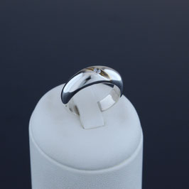 Ring aus geschwärztem 925-Sterlingsilber und Zirkonia