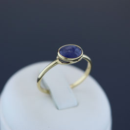 Ring aus 375-Gelbgold und Safir