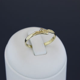 Ring aus 333-Gelbgold und Diamant (0,015 ct.)