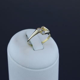 Ring aus 333-Gelbgold und Zirkonia