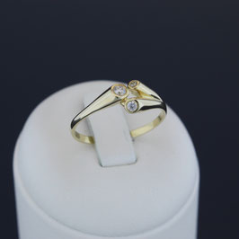 Ring aus 333-Gelbgold und Zirkonia