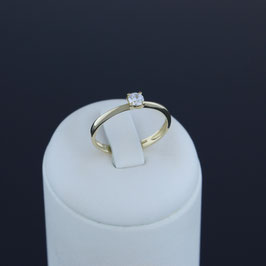 Ring aus 375-Gelbgold und Zirkonia