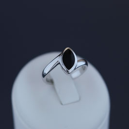 Ring aus rhodiniertem 925-Sterlingsilber und Onyx