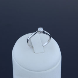 Ring aus rhodiniertem 925-Sterlingsilber und Zirkonia