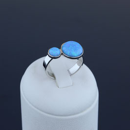 Ring aus rhodiniertem 925-Sterlingsilber und synthetischem Opal