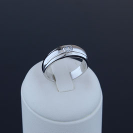 Ring aus rhodiniertem 925-Sterlingsilber und Zirkonia