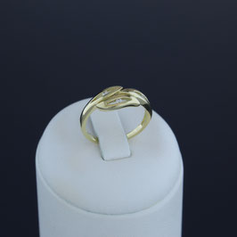 Ring aus 333-Gelbgold und Zirkonia