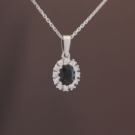 Anhänger aus rhodiniertem 925-Sterlingsilber, Safir und Zirkonia