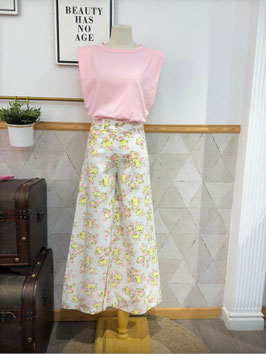 PANTALON JEANS BEIGE CON FLORECITAS               REF.   35396B