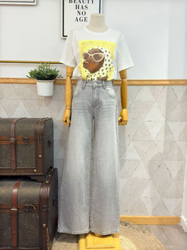 CAMISETA BLANCA DE PERRO CON PAÑUELO AMARILLO Y GAFAS       REF.  2226-74