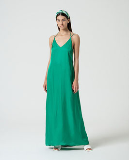 VESTIDO TIRANTES FINOS ESCOTE PICO EN VERDE BILLAR   REF. 525LITE721