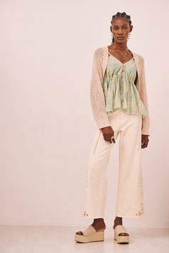 PANTALON DENIM EN ALGODON CON BORDADO PALMERAS EN COLOR MARFIL      REF.  SU.PALM