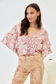 BLUSA VISCOSA ESTAMPADA CON BORDADO Y MANGA MARIPOSA    REF. GF.MAYA
