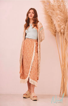 FALDA MIDI PAREO ESTAMPADA CON BORDADO Y FLECOS    REF.  AU.ASHIMA