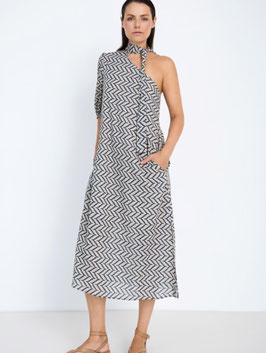VESTIDO ESCOTE ASIMETRICO       REF. S05V125NVY