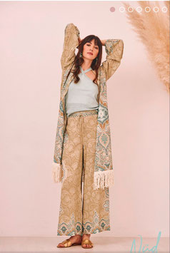 PANTALON CON ESTAMPADO POSICIONAL    REF.  GF.PUSHAK
